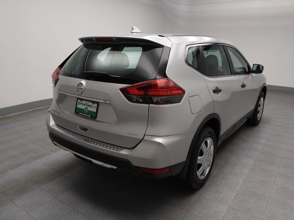 2017 Nissan Rogue in Midlothian, IL 60445 - 18046836 4