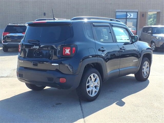 2018 Jeep Renegade in Troy, IL 62294-1376 - 18047011 25