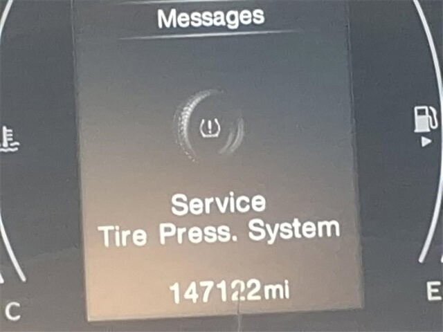 2018 Jeep Renegade in Troy, IL 62294-1376 - 18047011 11