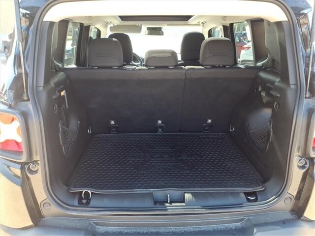 2018 Jeep Renegade in Troy, IL 62294-1376 - 18047011 23