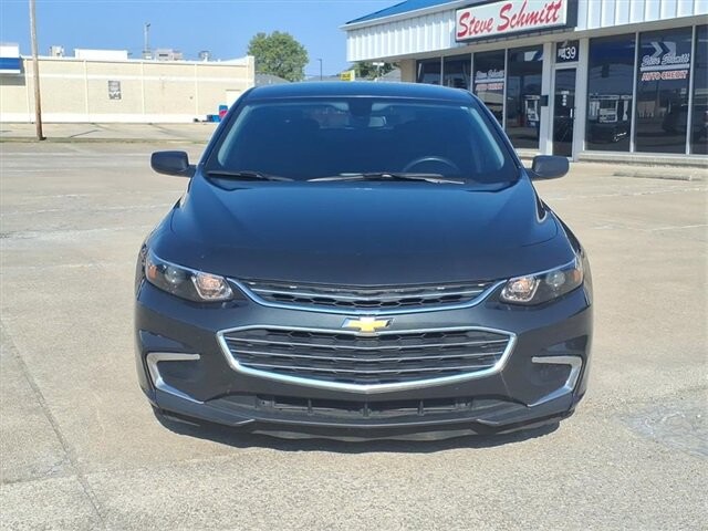 2018 Chevrolet Malibu in Troy, IL 62294-1376 - 18047015 27