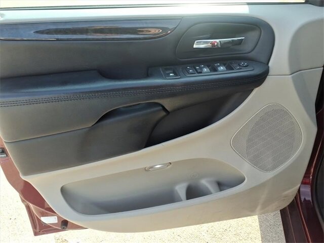 2019 Dodge Grand Caravan in Troy, IL 62294-1376 - 18047017 18