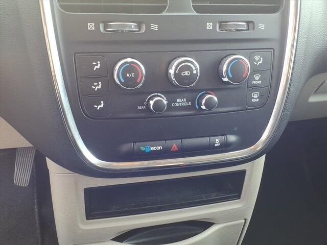 2019 Dodge Grand Caravan in Troy, IL 62294-1376 - 18047017 8