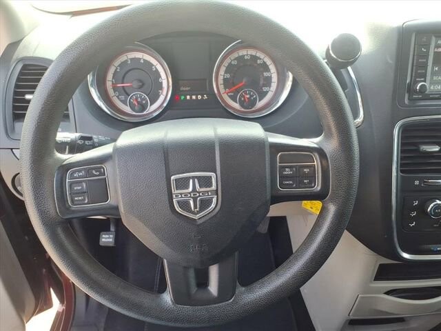 2019 Dodge Grand Caravan in Troy, IL 62294-1376 - 18047017 16