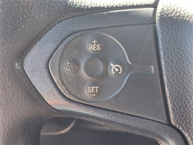 2017 GMC Sierra 1500 in Troy, IL 62294-1376 - 18047020 9