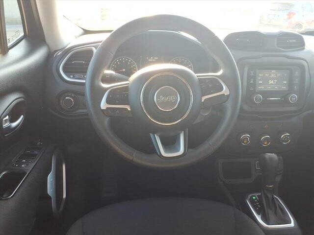 2018 Jeep Renegade in Troy, IL 62294-1376 - 18047028 3