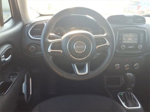 2018 Jeep Renegade in Troy, IL 62294-1376 - 18047028 3