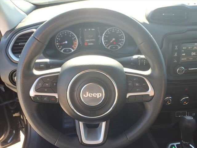 2018 Jeep Renegade in Troy, IL 62294-1376 - 18047028 13