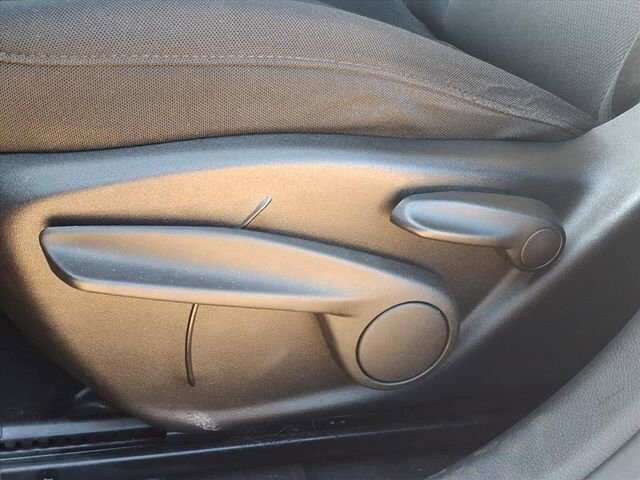 2018 Jeep Renegade in Troy, IL 62294-1376 - 18047028 20