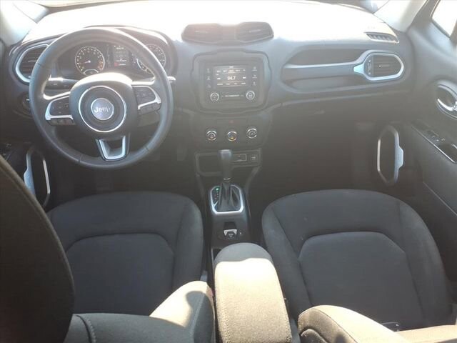 2018 Jeep Renegade in Troy, IL 62294-1376 - 18047028 4