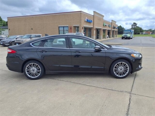 2015 Ford Fusion in Troy, IL 62294-1376 - 18047031 27
