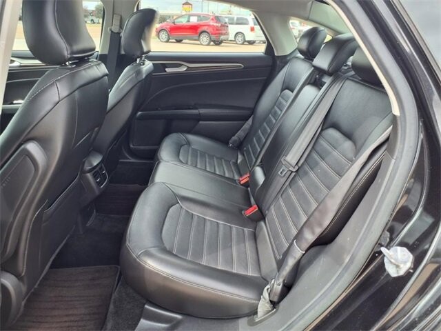 2015 Ford Fusion in Troy, IL 62294-1376 - 18047031 22