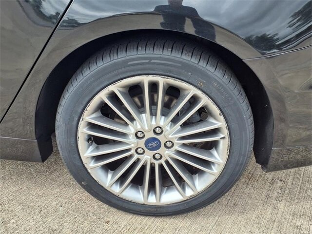 2015 Ford Fusion in Troy, IL 62294-1376 - 18047031 23