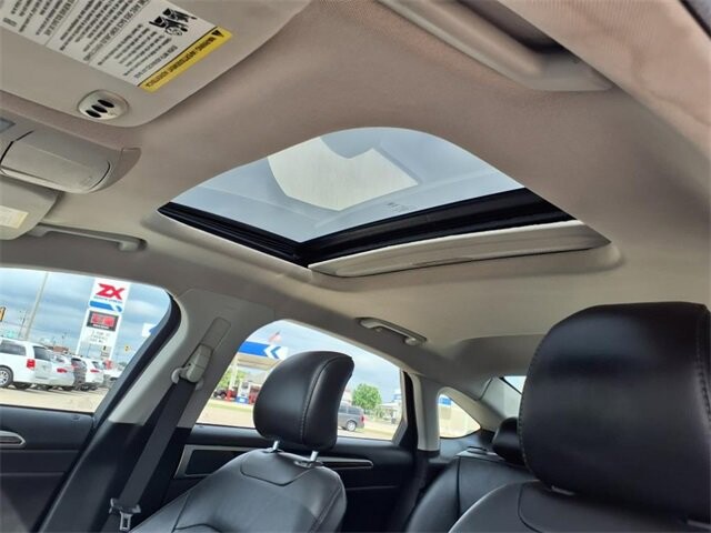 2015 Ford Fusion in Troy, IL 62294-1376 - 18047031 20