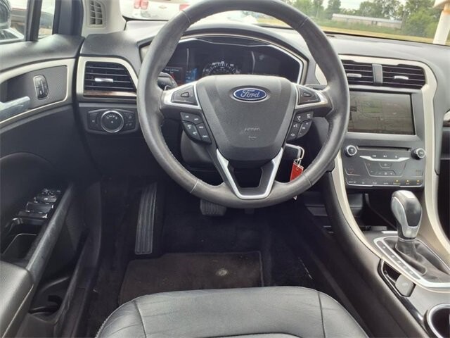 2015 Ford Fusion in Troy, IL 62294-1376 - 18047031 4