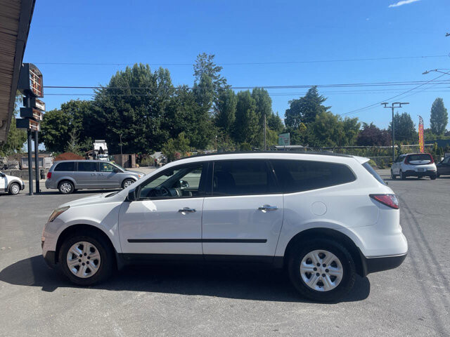2017 Chevrolet Traverse in Mount Vernon, WA 98273 - 18047040