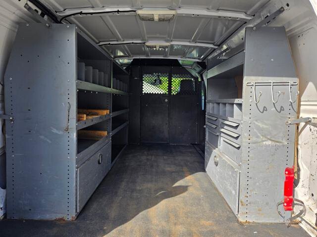 2011 Ford E-250 and Econoline 250 in Blauvelt, NY 10913 - 18047074 32