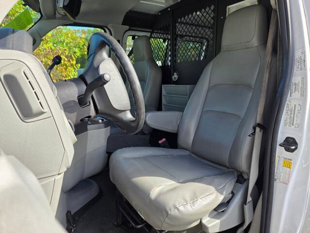 2011 Ford E-250 and Econoline 250 in Blauvelt, NY 10913 - 18047074 12