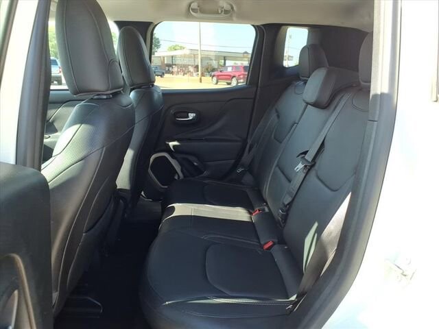 2016 Jeep Renegade in Troy, IL 62294-1376 - 18047495 20