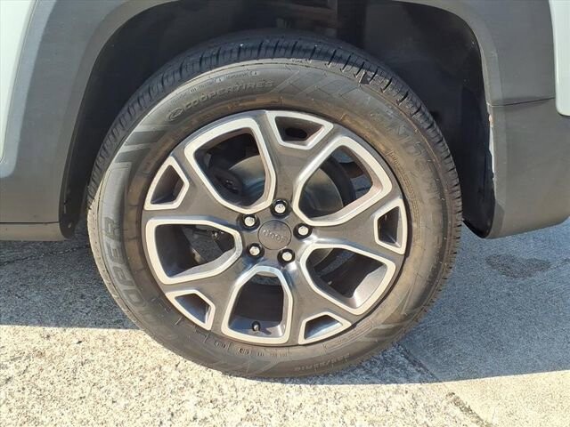 2016 Jeep Renegade in Troy, IL 62294-1376 - 18047495 21