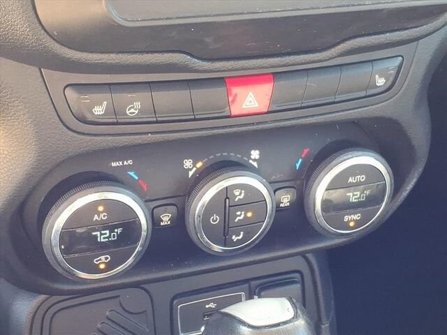 2016 Jeep Renegade in Troy, IL 62294-1376 - 18047495 8