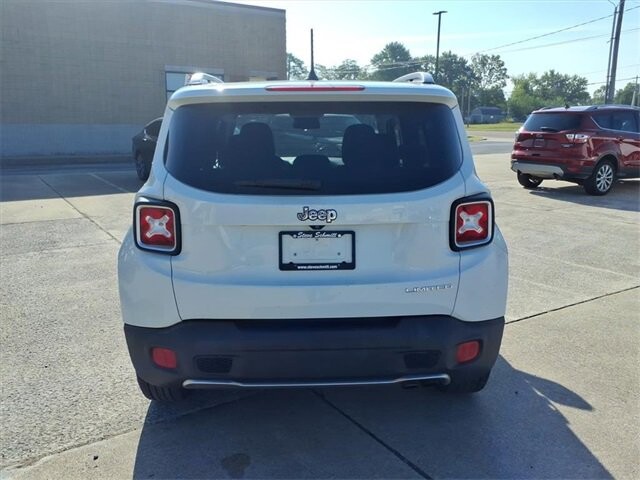 2016 Jeep Renegade in Troy, IL 62294-1376 - 18047495 23