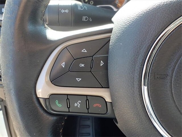 2016 Jeep Renegade in Troy, IL 62294-1376 - 18047495 12