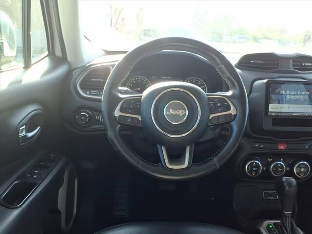 2016 Jeep Renegade in Troy, IL 62294-1376 - 18047495 4