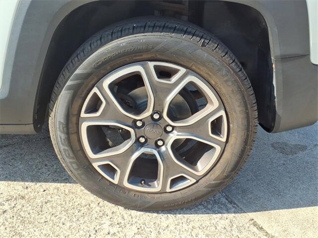 2016 Jeep Renegade in Troy, IL 62294-1376 - 18047495 21