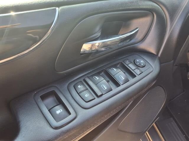 2019 Dodge Grand Caravan in Troy, IL 62294-1376 - 18047498 16