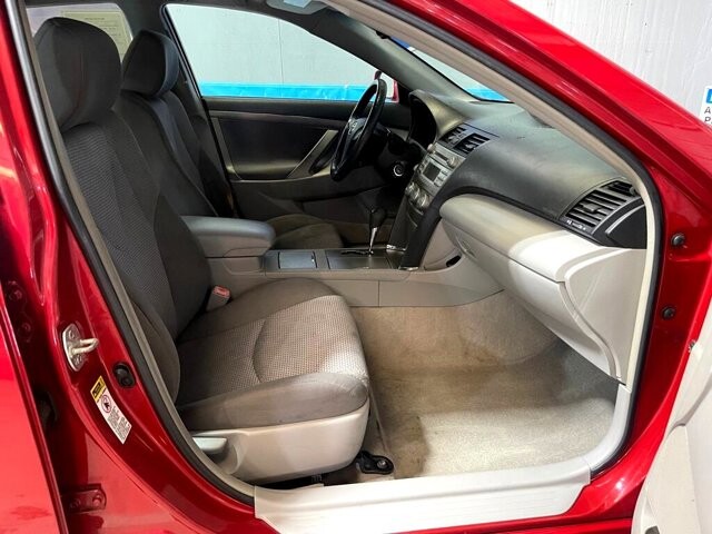 2009 Toyota Camry in Conyers, GA 30094 - 18047506 17