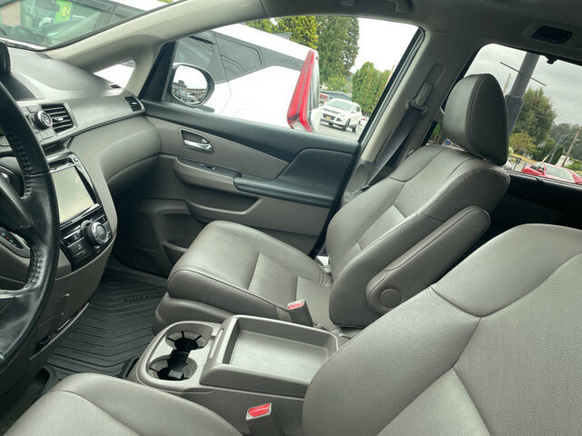 2015 Honda Odyssey in Mount Vernon, WA 98273 - 18047507 4