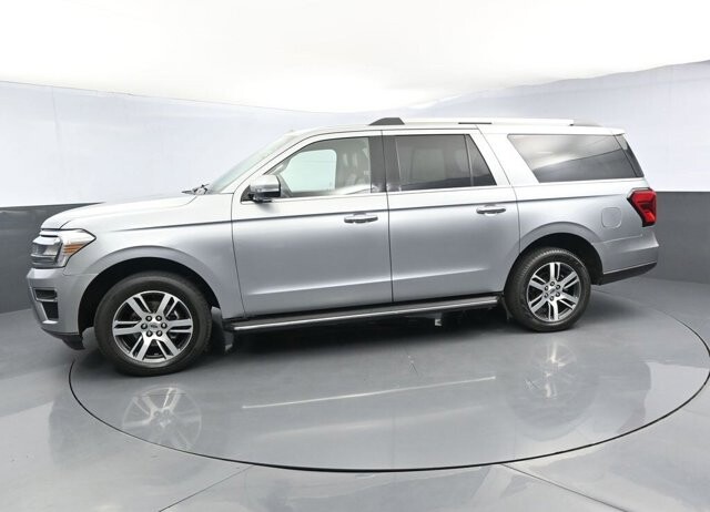 2022 Ford Expedition Max in Winchester, VA 22602 - 18047527 94