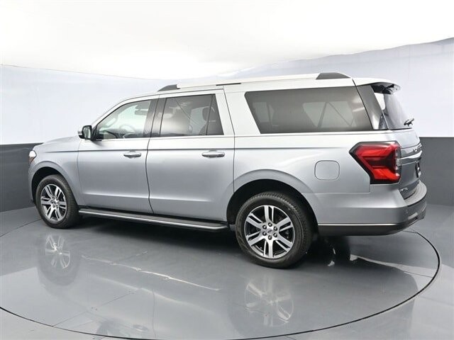 2022 Ford Expedition Max in Winchester, VA 22602 - 18047527 49