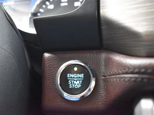 2022 Ford Expedition Max in Winchester, VA 22602 - 18047527 13