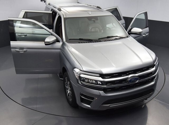 2022 Ford Expedition Max in Winchester, VA 22602 - 18047527 128