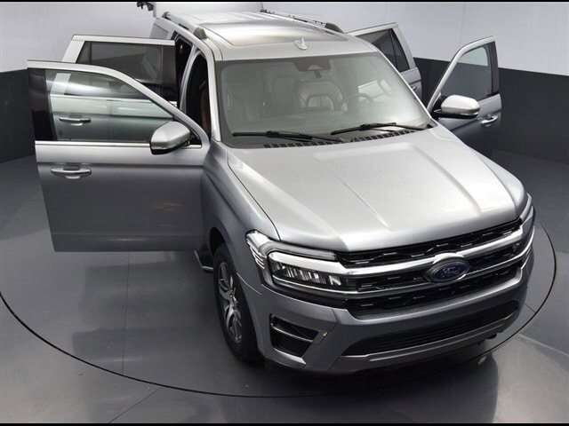 2022 Ford Expedition Max in Winchester, VA 22602 - 18047527 82