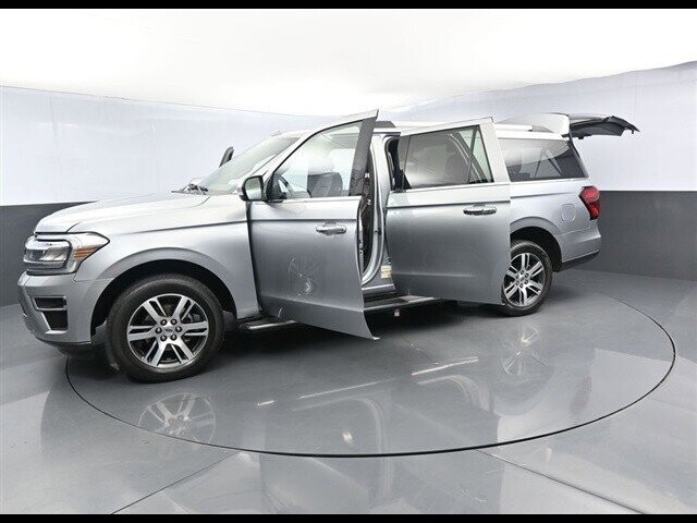 2022 Ford Expedition Max in Winchester, VA 22602 - 18047527 90