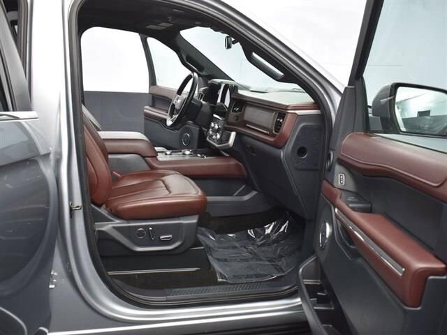 2022 Ford Expedition Max in Winchester, VA 22602 - 18047527 25