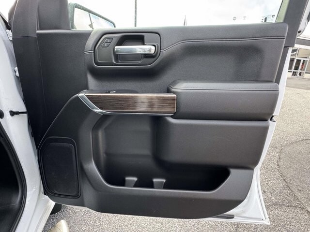 2021 Chevrolet Silverado 1500 in Winchester, VA 22602 - 18047529 8