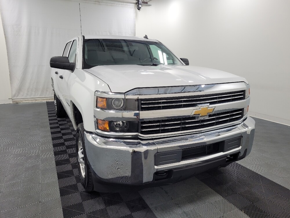 2015 Chevrolet Silverado 2500 in Langhorne, PA 19047 - 18047661 13