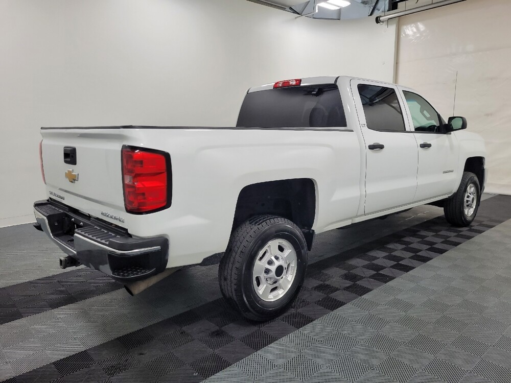 2015 Chevrolet Silverado 2500 in Langhorne, PA 19047 - 18047661 10