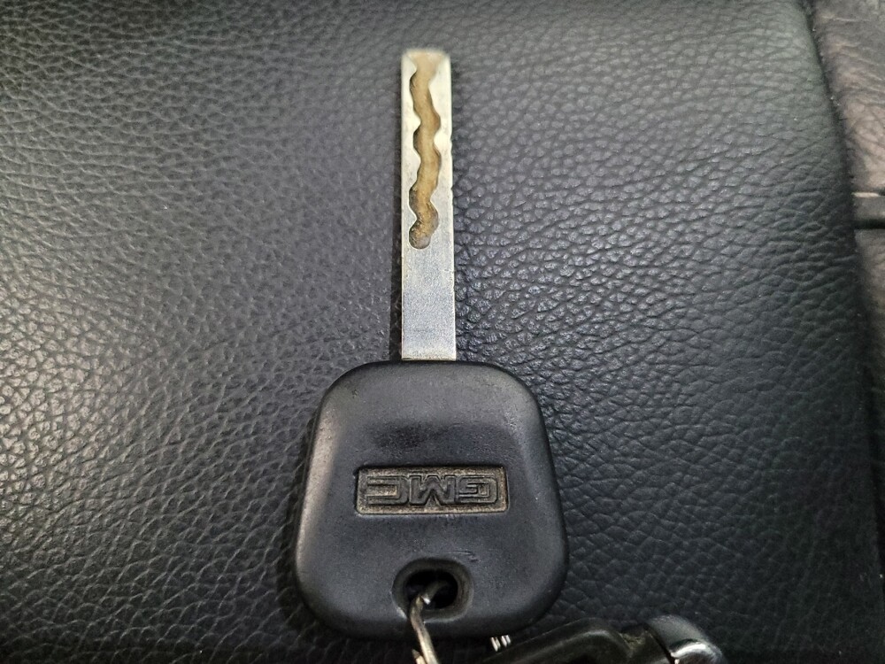 2015 GMC Sierra 1500 in Lakeland, FL 33815 - 18047998 32