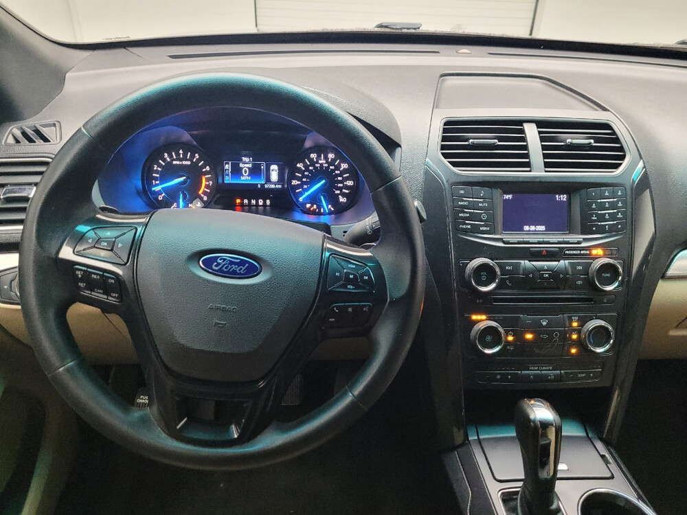 2017 Ford Explorer in Taylor, MI 48180 - 18048094 22