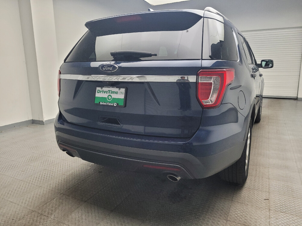 2017 Ford Explorer in Taylor, MI 48180 - 18048094 7