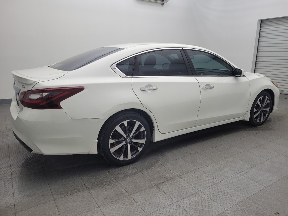 2017 Nissan Altima in Houston, TX 77074 - 18048102 10