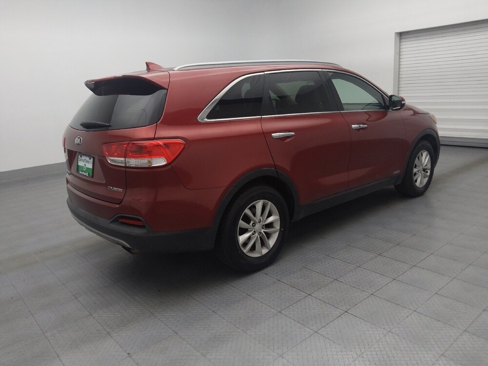 2016 Kia Sorento in Kissimmee, FL 34744 - 18048350 10