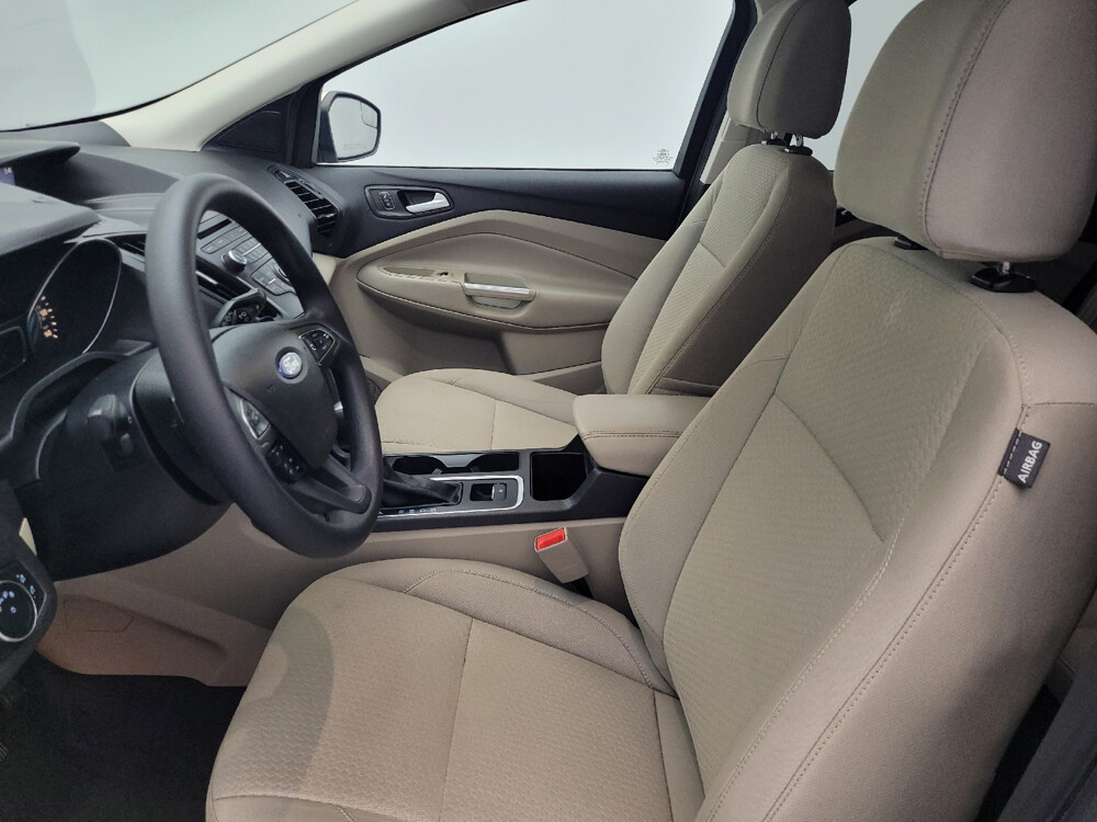 2017 Ford Escape in Hialeah, FL 33014 - 18048439 17