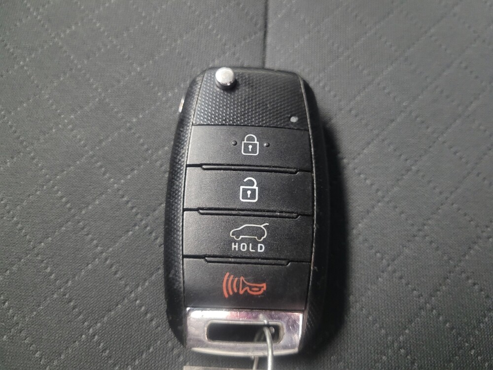 2020 Kia Sorento in Indianapolis, IN 46219 - 18048605 32