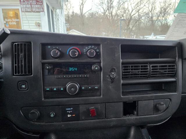 2012 Chevrolet Express 2500 in Blauvelt, NY 10913 - 18048633 17